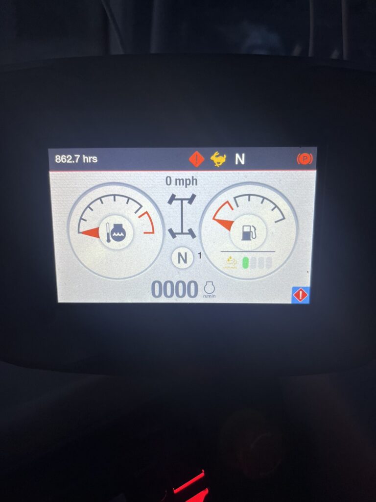 Massey Ferguson TH 7035 – 60000 eur+PVM